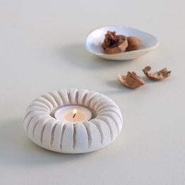 Telysholder med riller – beige